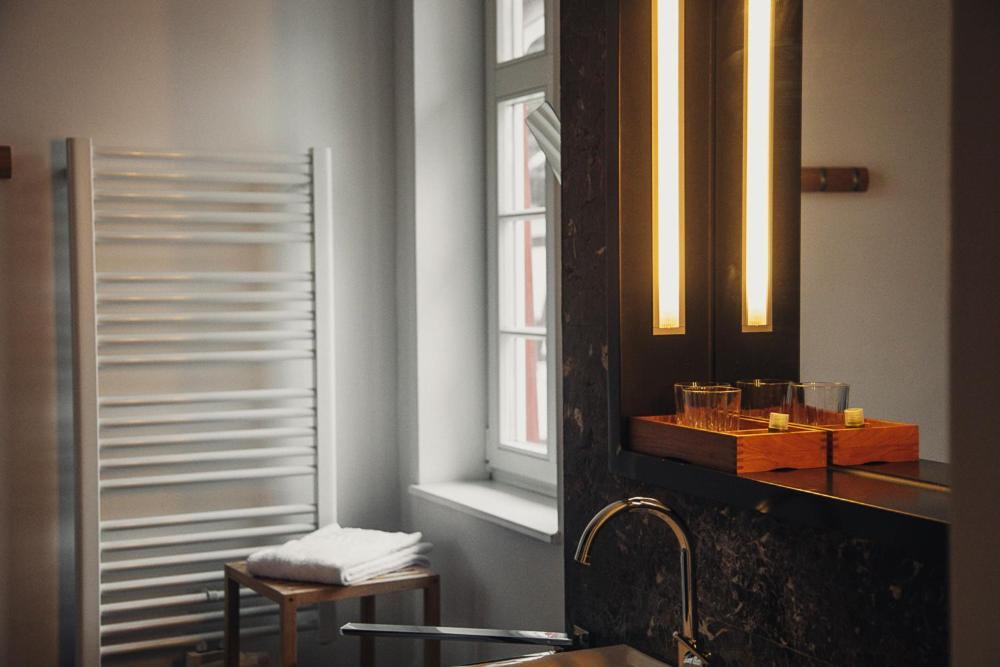 Weinhotel Eltvinum Eltville am Rhein ภายนอก รูปภาพ