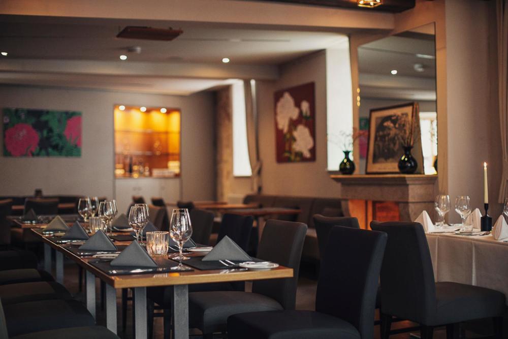 Weinhotel Eltvinum Eltville am Rhein ภายนอก รูปภาพ
